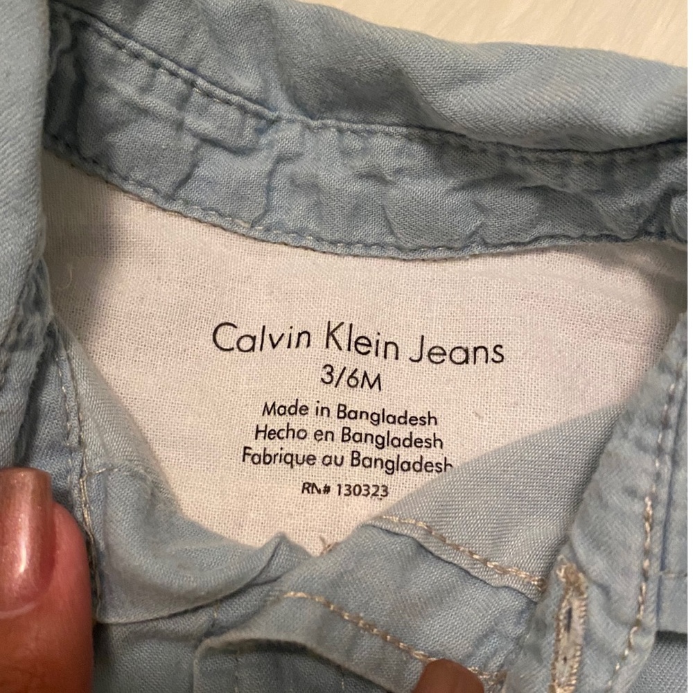 Calvin Klein Baby Set - Picture 4 of 4